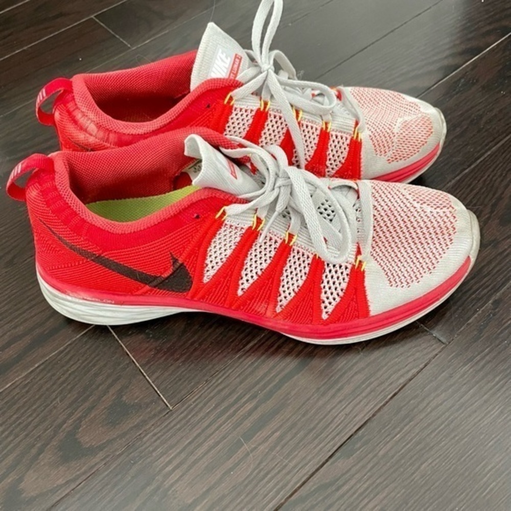Nike Flyknit Lunar 2 Size 9.5